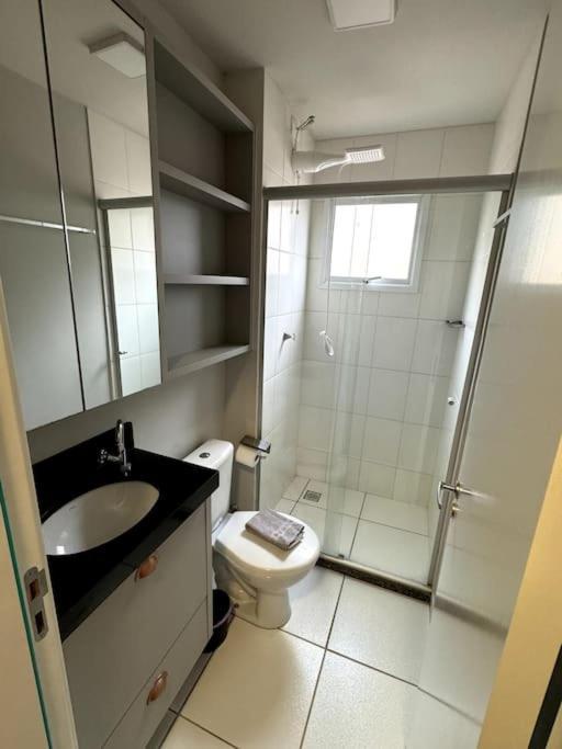 Condominio Solar Di Lucca Lindo Apartamento Com Ar Condicionado E Proximo A Uel Лондрина Екстериор снимка