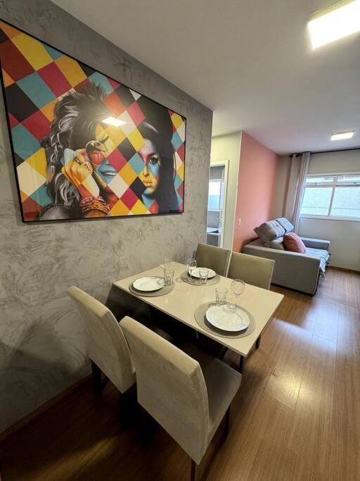 Condominio Solar Di Lucca Lindo Apartamento Com Ar Condicionado E Proximo A Uel Лондрина Екстериор снимка