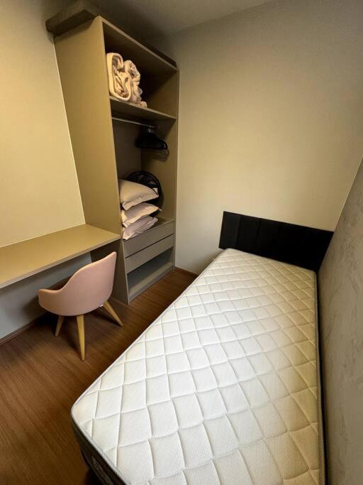 Condominio Solar Di Lucca Lindo Apartamento Com Ar Condicionado E Proximo A Uel Лондрина Екстериор снимка