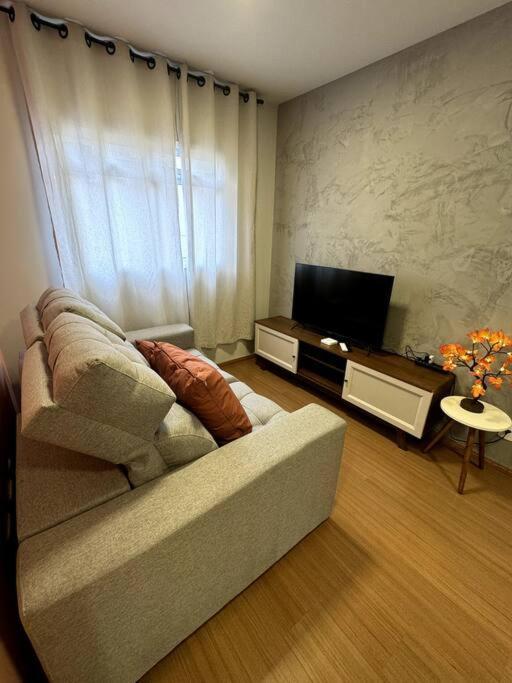Condominio Solar Di Lucca Lindo Apartamento Com Ar Condicionado E Proximo A Uel Лондрина Екстериор снимка