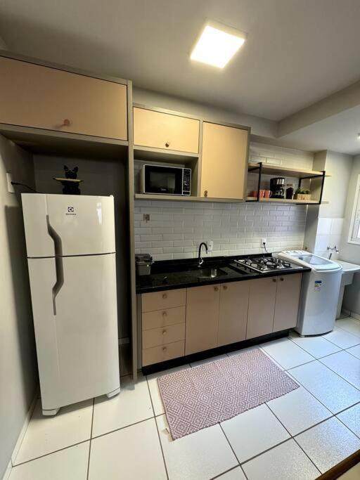 Condominio Solar Di Lucca Lindo Apartamento Com Ar Condicionado E Proximo A Uel Лондрина Екстериор снимка
