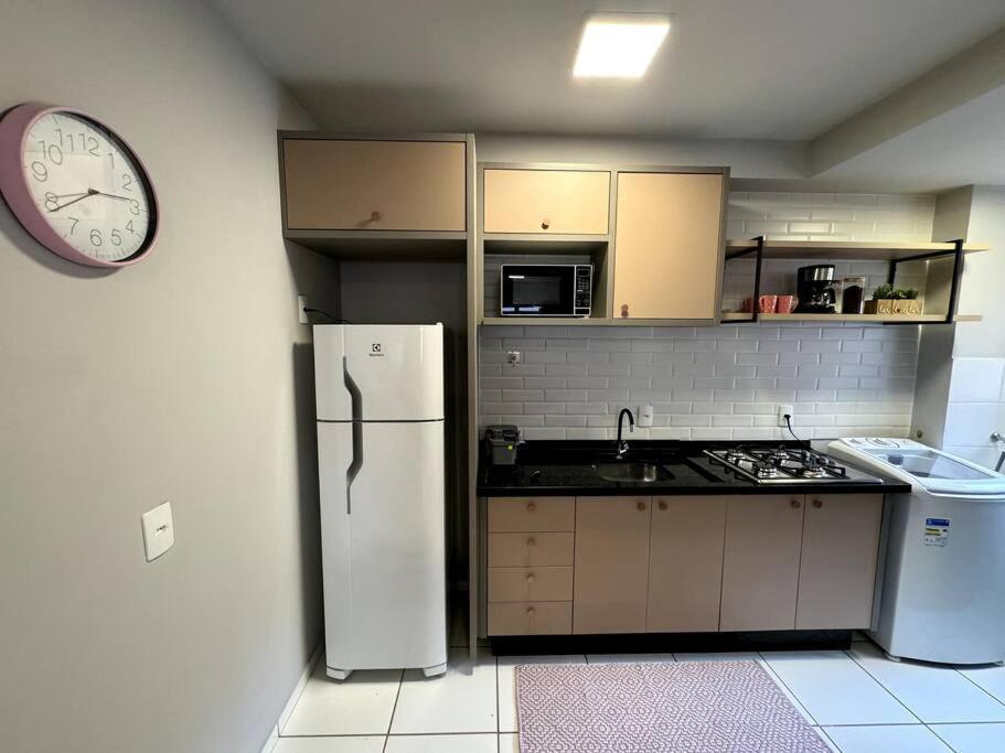 Condominio Solar Di Lucca Lindo Apartamento Com Ar Condicionado E Proximo A Uel Лондрина Екстериор снимка